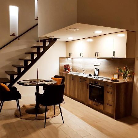 F27 Ferenc Apartment บูดาเปสต์ ภายนอก รูปภาพ
