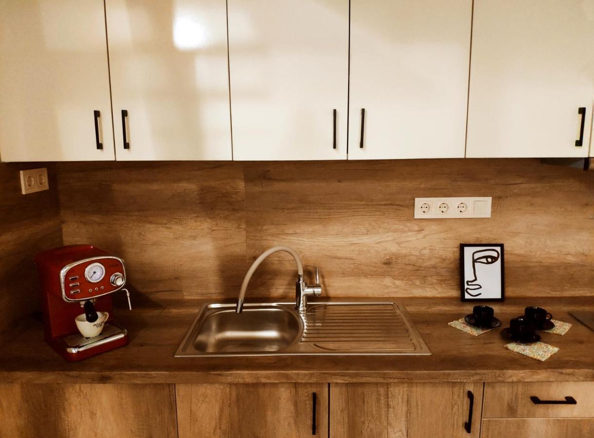 F27 Ferenc Apartment บูดาเปสต์ ภายนอก รูปภาพ