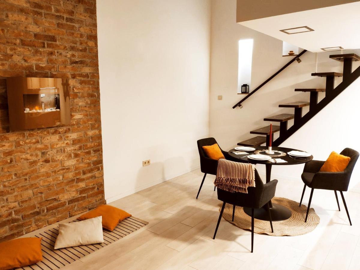 F27 Ferenc Apartment บูดาเปสต์ ภายนอก รูปภาพ